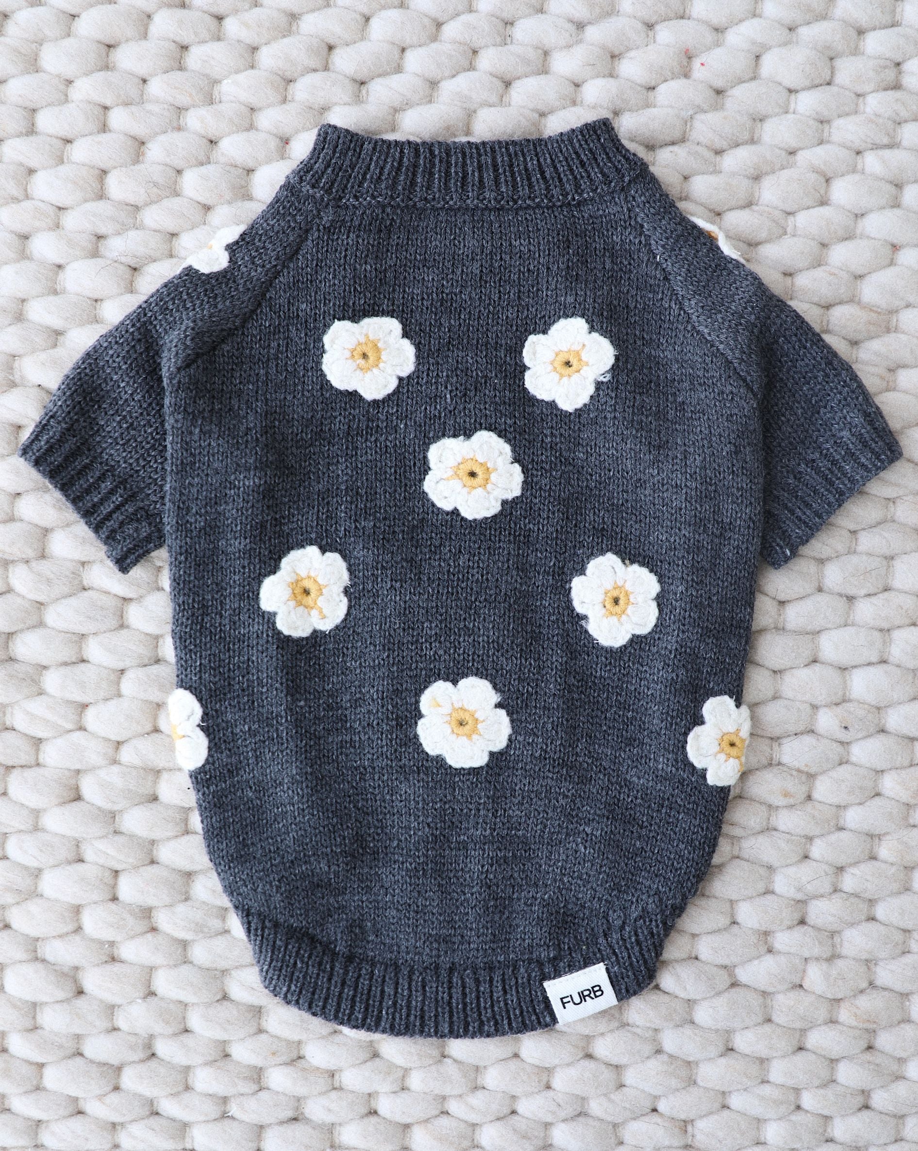 ⭐︎犬服⭐︎handmade Grey Flower Applique Sweater | Adorable, Affordable Dog Sweater – FURB