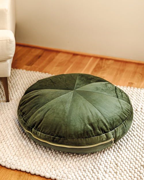 Laurel Moss Round Velvet Dog Bed