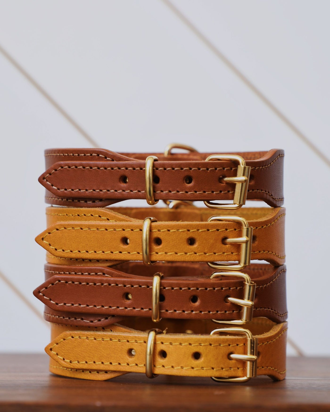 Rocco Leather Collar in Cognac Product Image Detail