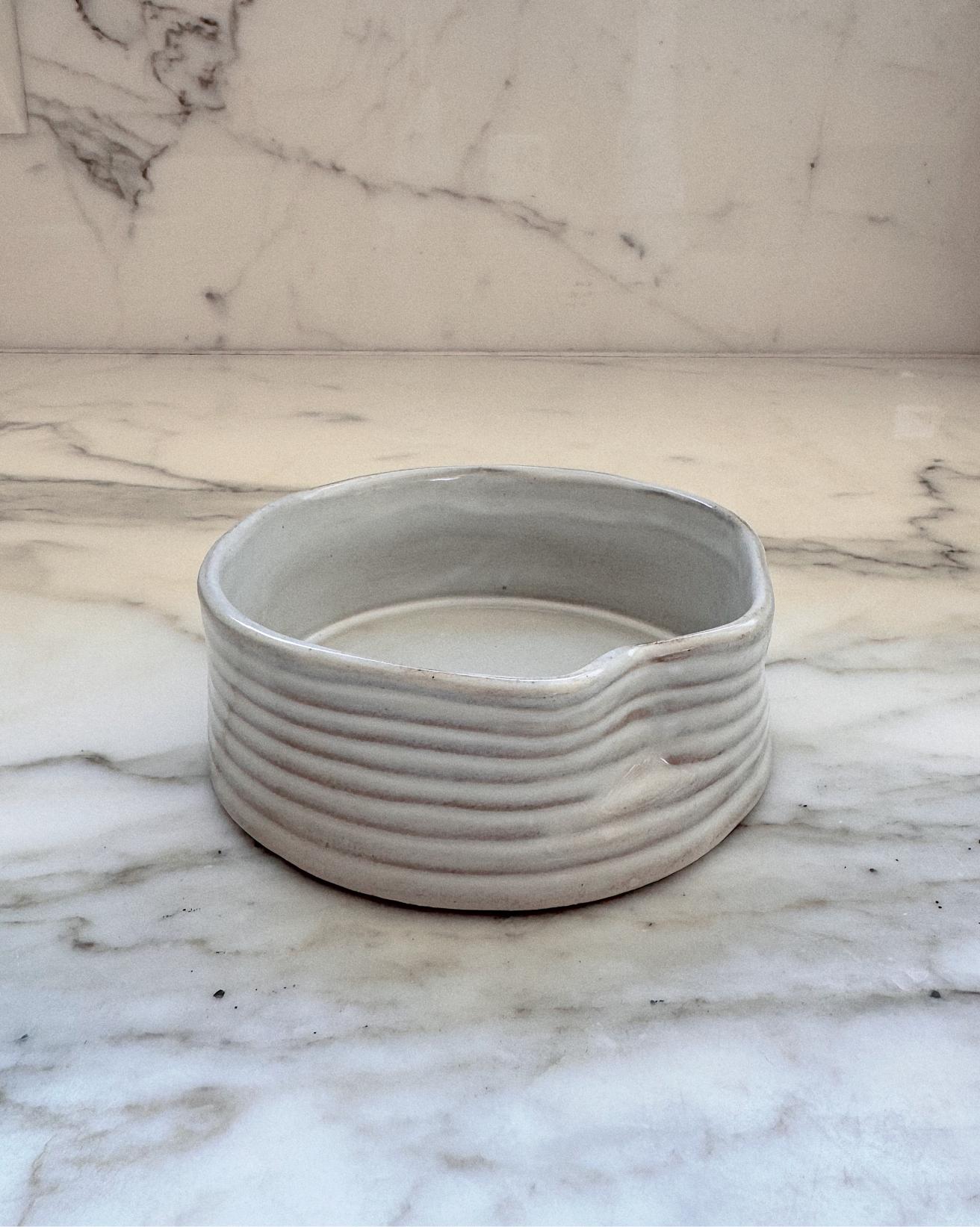 In the Groove White Ribbed Dog Bowl