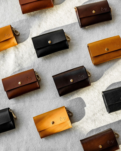 Leather Waste Bag Dispenser in Black Product Image Detail