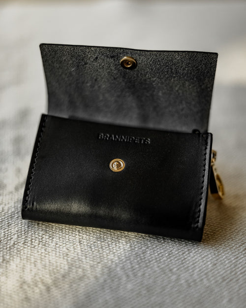 Leather Waste Bag Dispenser in Black Product Image Detail