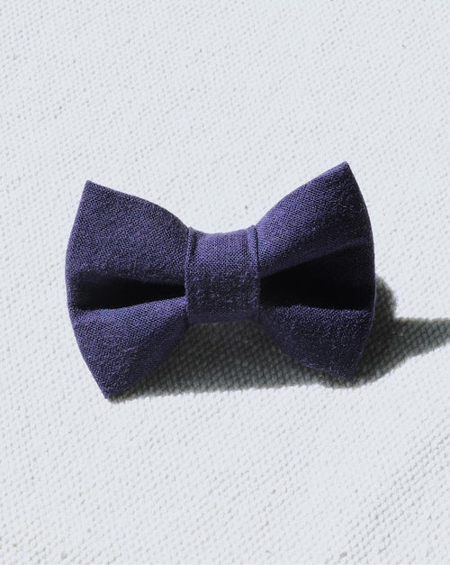 Take a Bow navy linen bow tie for dogs, perfect for adding a dapper touch to your pet’s outfit.