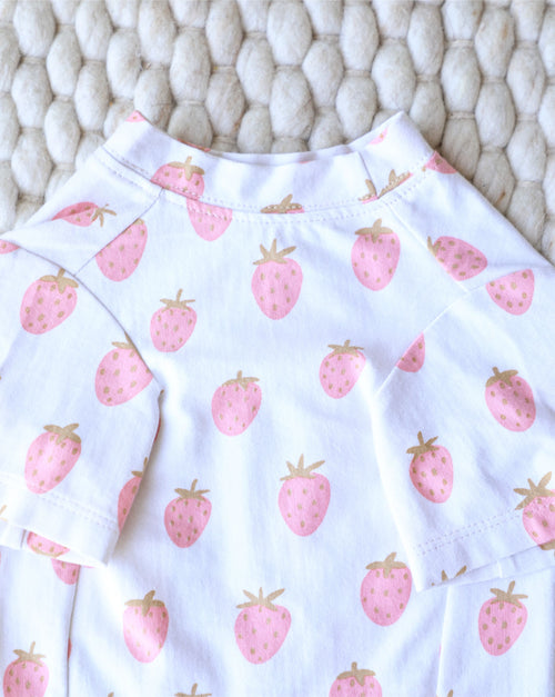 Dog tee with delightful berry-inspired detail