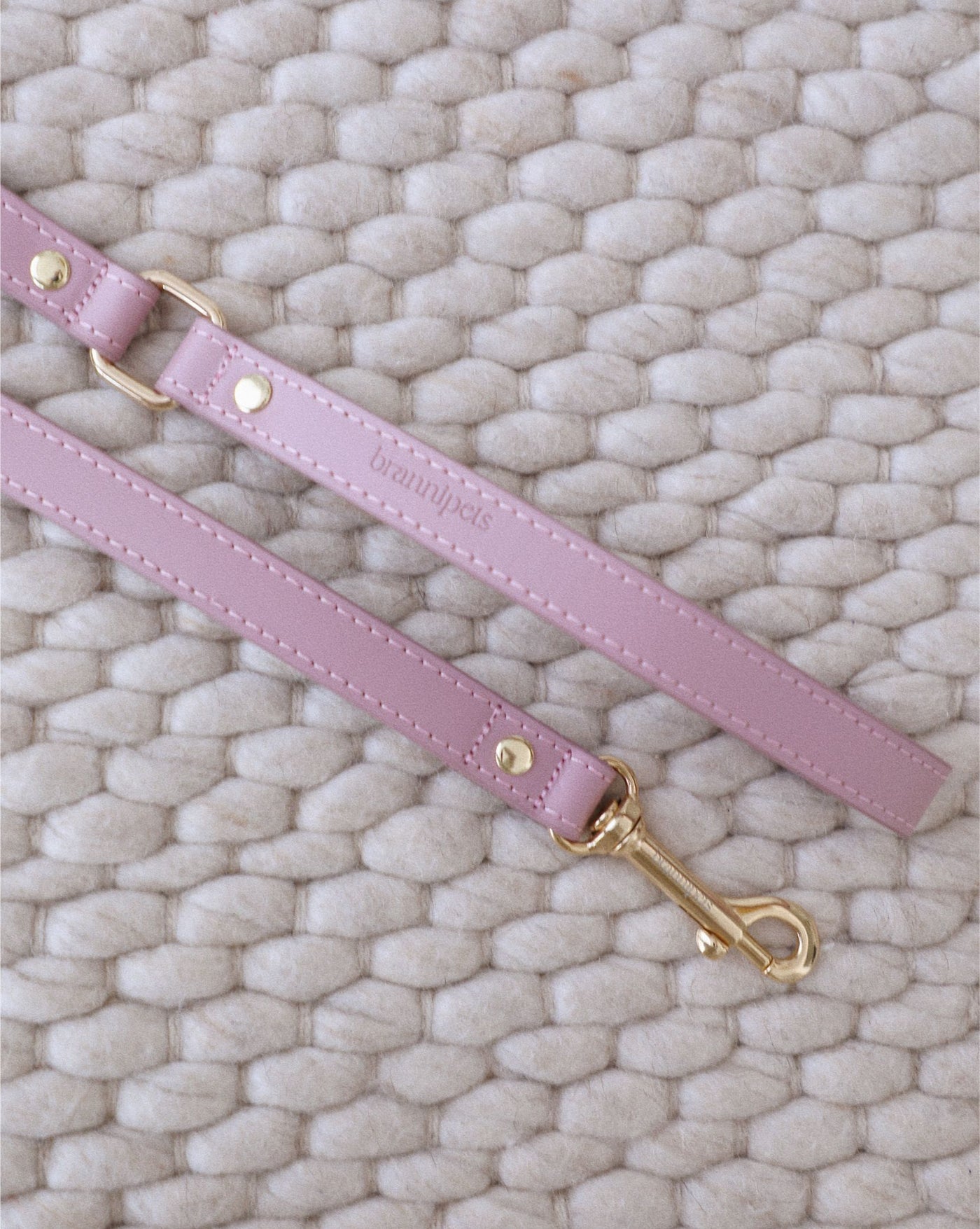 Nara Mauve Leather Dog Leash