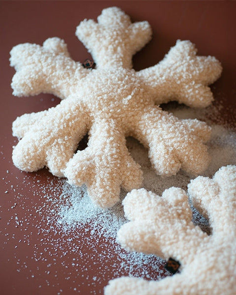 Snow Day Snowflake Plush Dog Toy