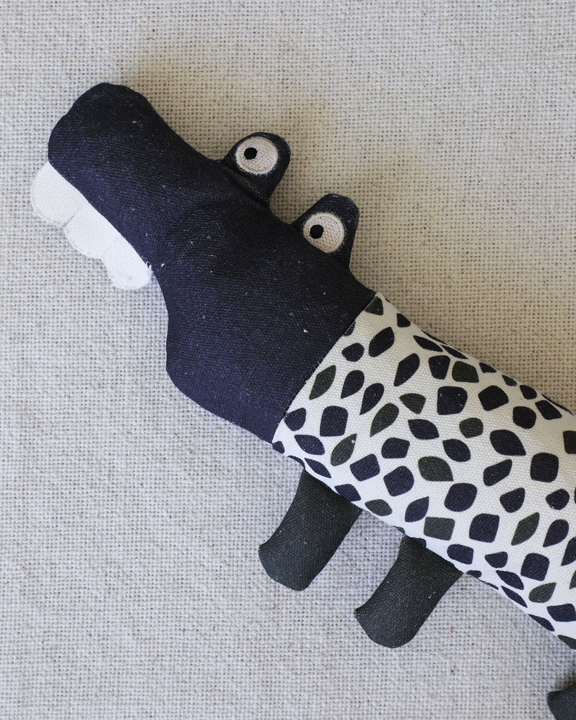 Croc My World Canvas Dog Toy