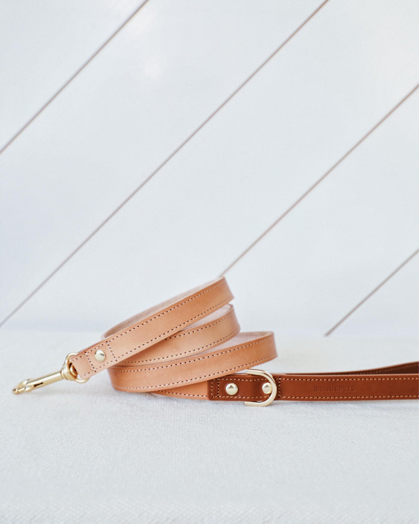 Rocco Leash in Tan and Cognac Leather Product Image