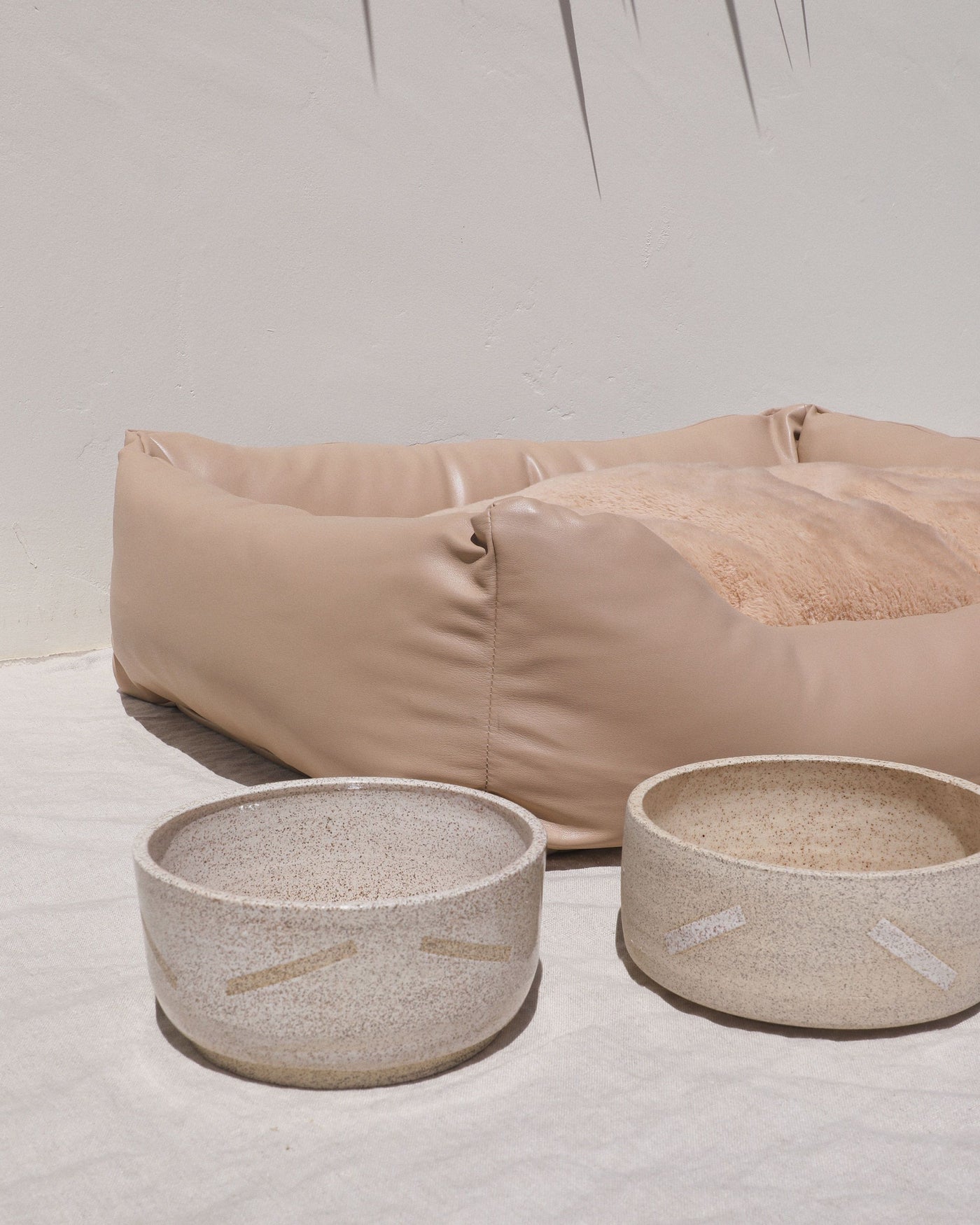 All Curled Up Tan Structured Bed Product Image Detail