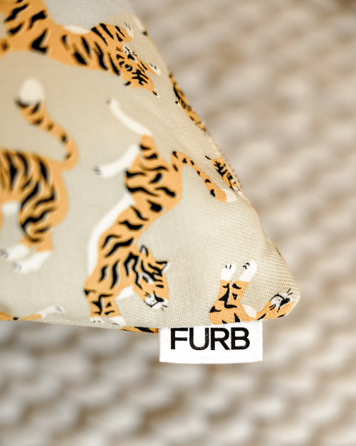 El Tigre Taupe Dog Bed. Dog beds for medium sized dogs