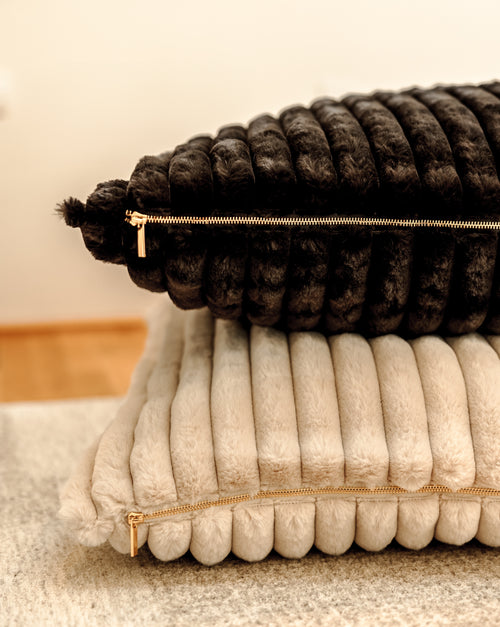 Coronado Black Faux Fur Bed Product Image