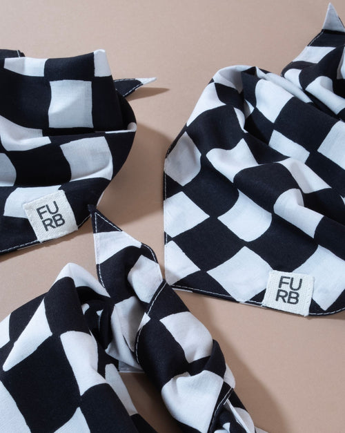 Checkered dog bandana in black, a great addition to your pup&