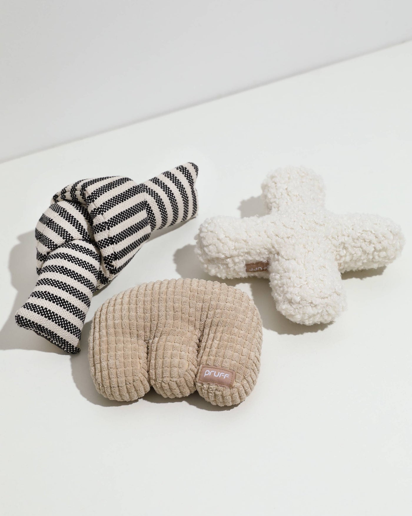 Cross My Heart Boucle Toy
