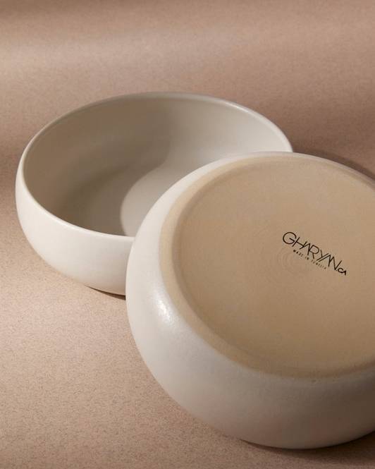 Chef's Kiss Matte Bone White Pet Bowl, ideal for small dogs like Chihuahuas and Poodles.