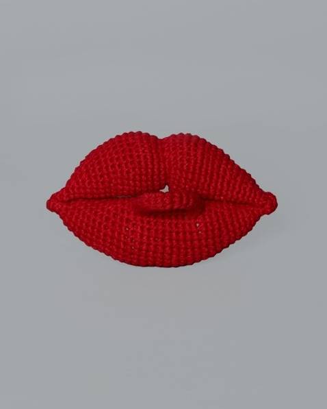 Adorable red lips dog toy for entertaining playtime