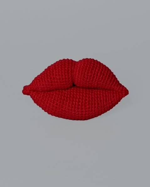 Cute red lips toy for dogs, perfect for squeaky fun
