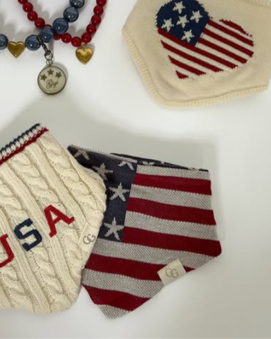 Patriotic Flag Bandana for Dogs - Celebrate with a stylish flag design perfect for patriotic holidays!