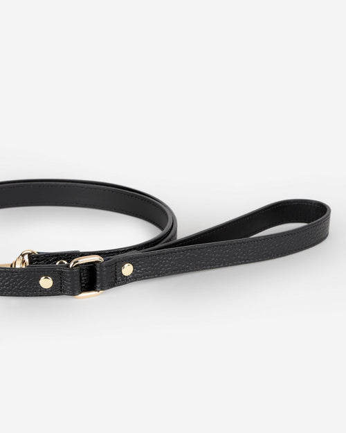 Nara black leather dog leash handle view highlighting comfort grip