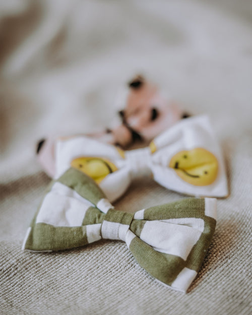 Make a Move Green Check Bow Tie Product Image Detail