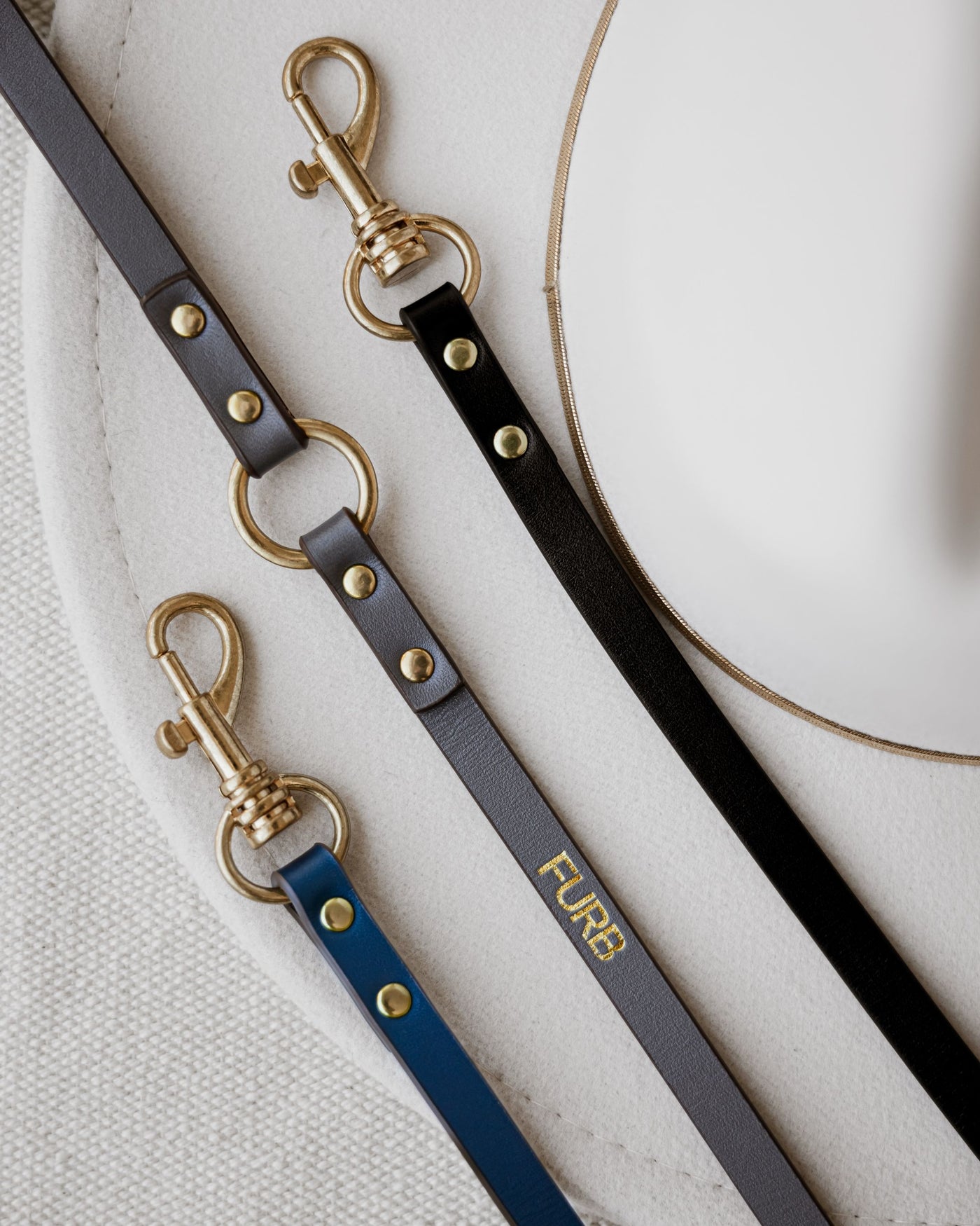 Cannon Black Leather Leash Product Image Detail