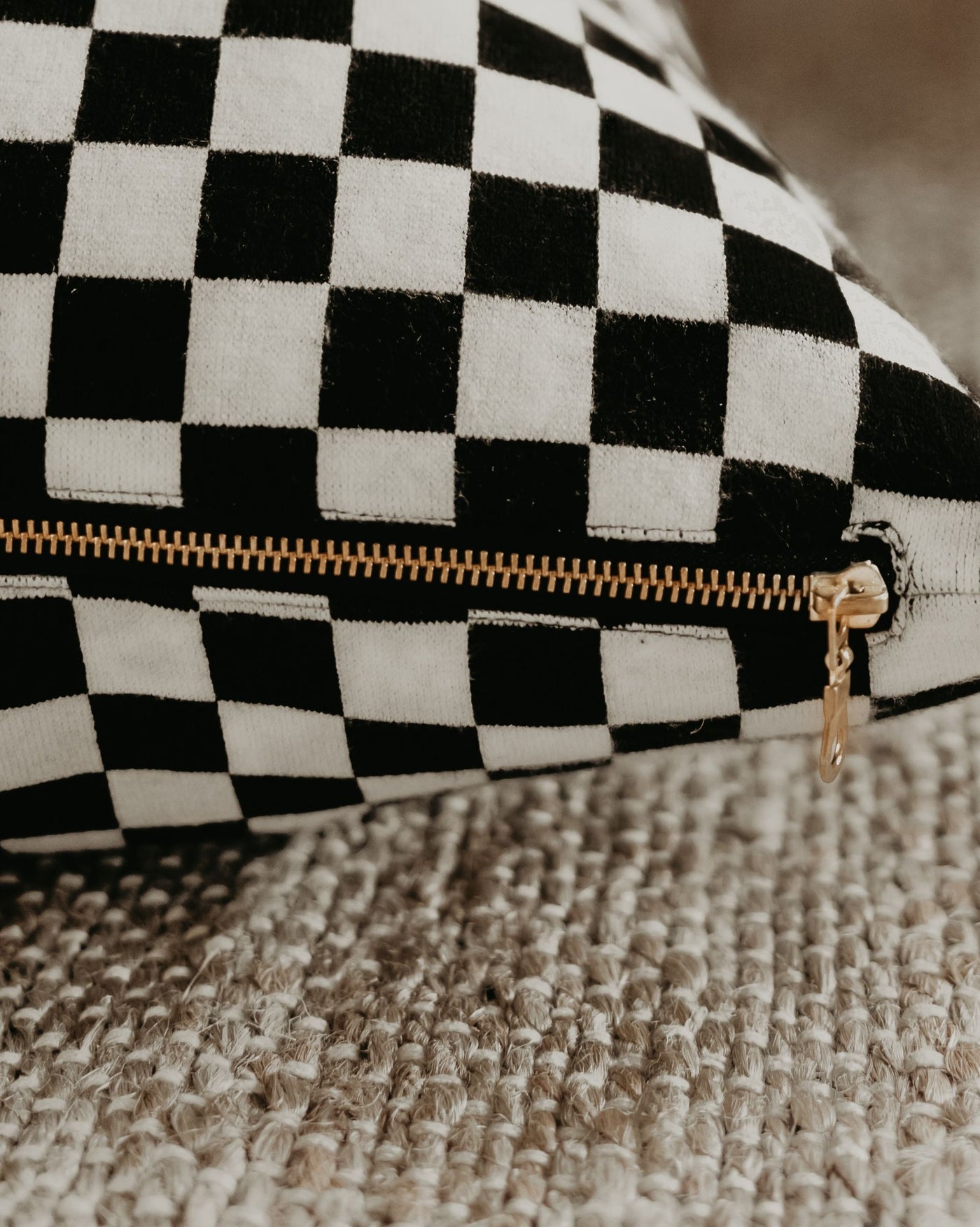 Best in Show Black Checkerboard Bed Product Image Detail